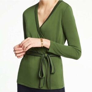 Ann Taylor  XS Wrap Top professional NWOT